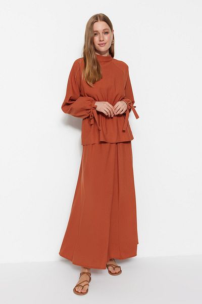 Trendyol Modest Σετ τουνίκ-φούστα με κανέλα υφαντό λινό look TCTSS23US00033