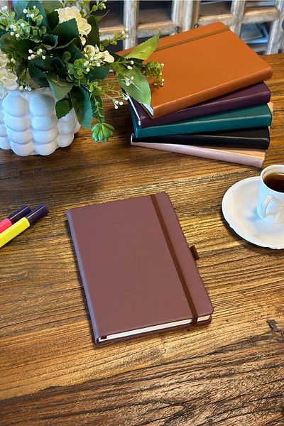 Victoria's Journals Venzi Hard Covered Elastic Non-Dated Thick Leaf Dotted Notebook 15x21 Cm (a5) Dried Rose