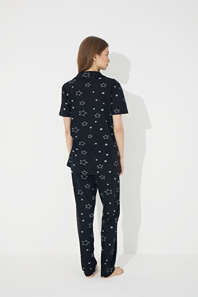 Siyah İnci Siyah Yıldız Desen Kısa Kollu Pamuklu Düğmeli Pijama Takımı