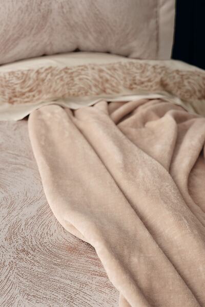 Karaca Home Lyra Bakır 8 Parça Çeyiz Seti