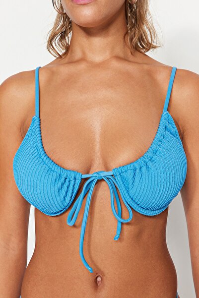 Trendyol Collection Μπλουζάκι με υφή μπικίνι με δέσιμο κάτω από σύρμα TBESS23BU00274