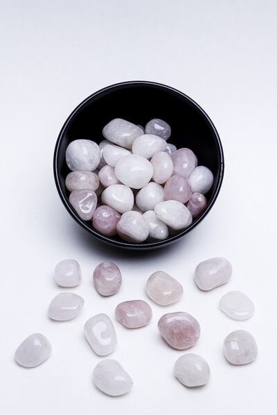 Zümrüt Doğal Taş Official Pembe Kuvars Doğal Tamburlanmış Tımbıl Taş