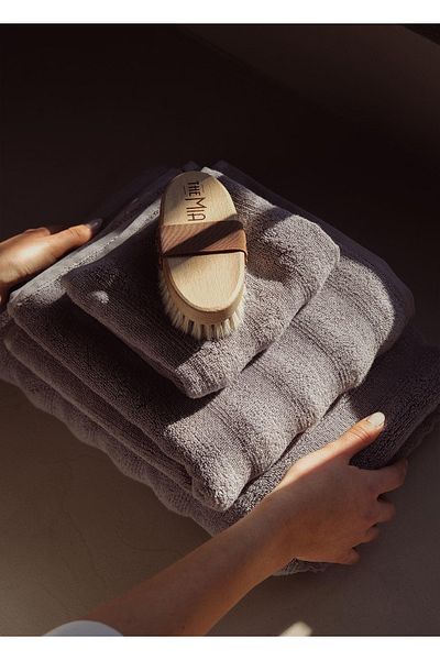 The Mia Fine Cotton Gray Face Towel 90x50 Cm