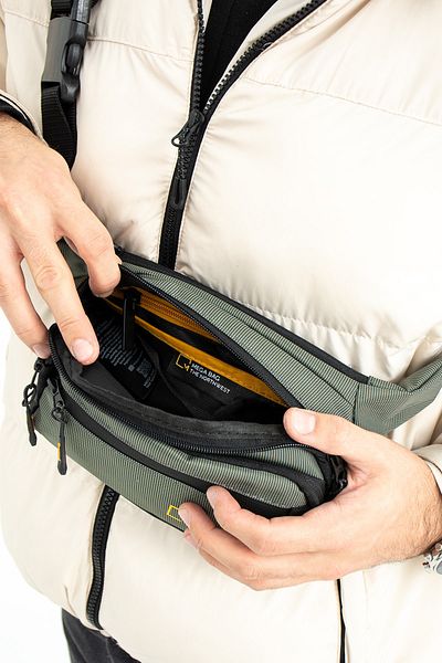 YOGII Roma Model Cross Shoulder Chest And Waist Bag Zippered Quality
