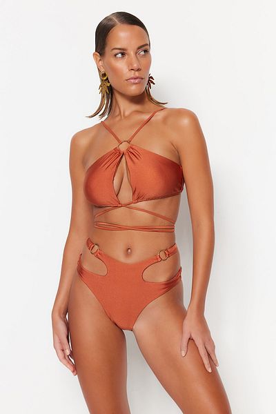 Trendyol Collection Κοπή πλακιδίων/Παράθυρο ψηλόμεσο κανονικό κάτω μέρος μπικίνι ποδιών TBESS23BA00016