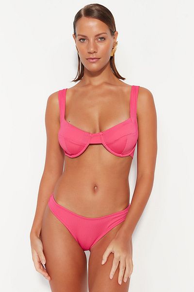 Trendyol Collection Ροζ Underwire ανάγλυφο μπικίνι TBESS21BU0017