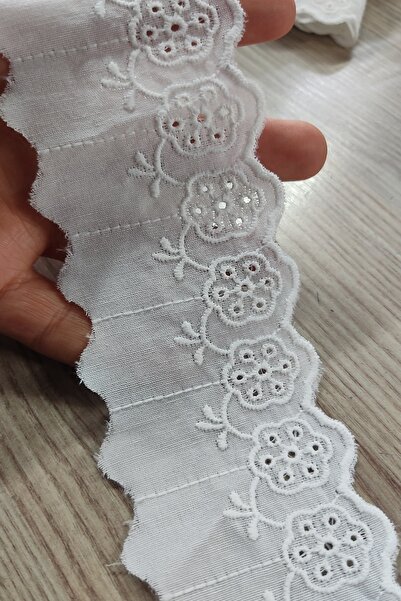 DUAYEN Fisto Vual Üzeri Işleme Gürbüz Kenar Desen 1 Metre