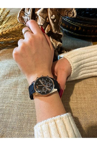 pullmarkt Analog Women's Wristwatch