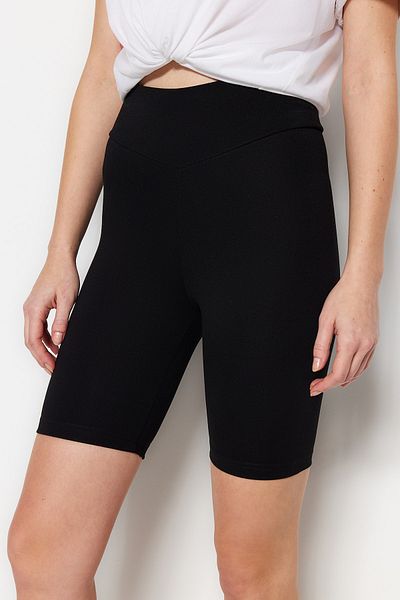 Trendyol Collection Schwarze, hoch taillierte Biker-Interlock-Strick-Leggings TWOSS23TA00023