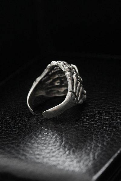modalem Adjustable Skeleton Hand Model Men's Ring - Lisinya