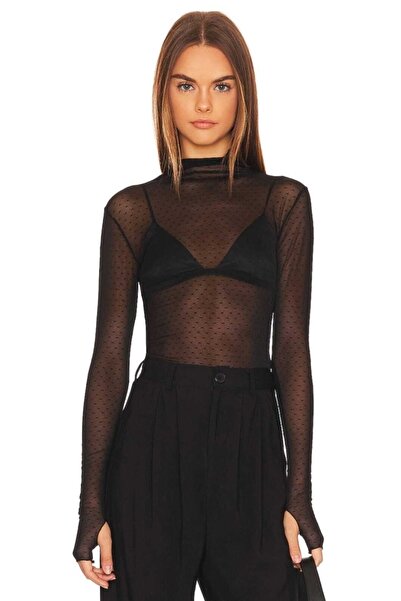 morche بلوزة نسائية من الليكرا ذات رقبة مدورة وتفاصيل منقطة