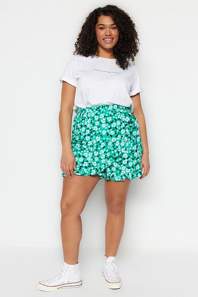 Trendyol Curve Green Floral Patterned Woven Tied Shorts Skirt TBBSS22SR0164