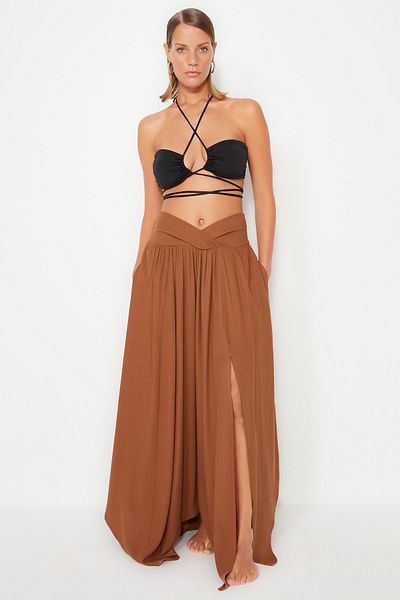 Trendyol Collection Καφέ Maxi υφαντή φούστα με σκίσιμο TBESS23ET00001