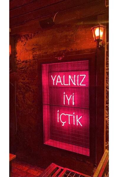 dekoraven Yalnız Iyi Içtik Neon Led Bar Kafe Neon Tabela Dekoratif Aydınlatma