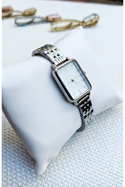 pullmarkt Women's Steel Wristwatch