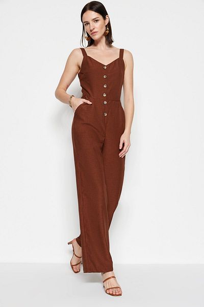 Trendyol Collection Кафяв макси тъкан гащеризон с копчета TWOSS21TU0130