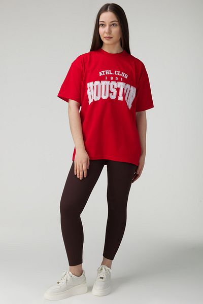 MODAGEN Piros Houston logóval nyomtatott, túlméretezett női póló