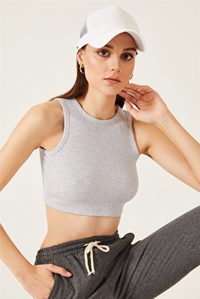 oshebu Gray – Women's Zero Sleeve Camisole Crop Blouse