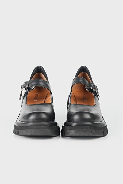 TUNAELLİ Women's Black Genuine Leather Banded Heeled Shoes