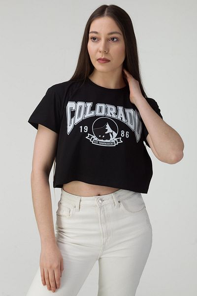 MODAGEN Dámské oversize černé tričko Colorado Printed Crop