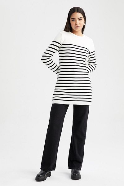 DeFacto Regular Fit Crew Neck Tunic Z8081az22wn