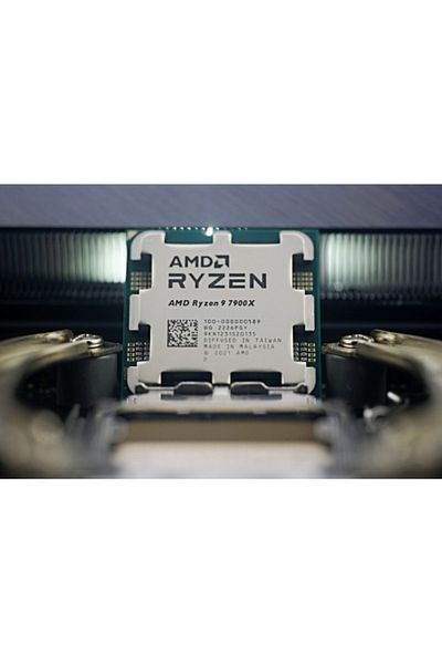 Amd Ryzen 9 7900x 12 Core, 4.70-5.60ghz, 76mb Cache, 170w, Am5 Socket, Box (No Graphics Card