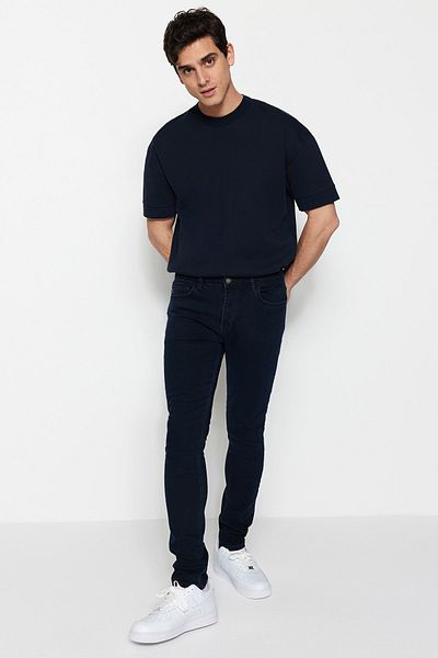 Trendyol Collection Prémium sötét sötétkék Skinny Fit farmernadrág - rugalmas szövet TMNSS23JE00039