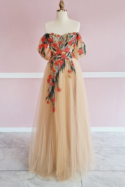 Lenta Moda Ten Rengi Işlemeli Renkli Dantel Detaylı Transparan Maxi Abiye/gec...