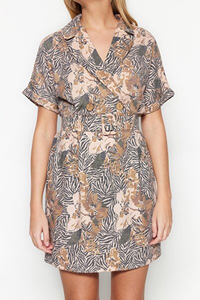 Trendyol Collection Různobarevná bunda s mini zvířecím vzorem tkané šaty TWOSS20EL0425