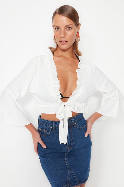 Trendyol Collection Ecru Crop Woven Ruffle halenka TBESS23BZ00023