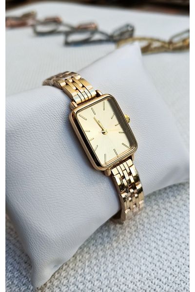 pullmarkt Women's Steel Wristwatch