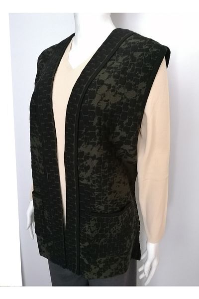anne moda ankara Стилен плетен елек с V-образно деколте и шарка на камъчета от Winter Steel