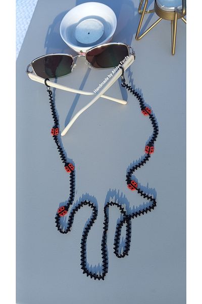 Atolye Ferda Beaded Ladybug Themed Glasses Hanger