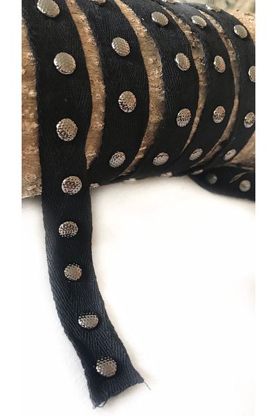 Ozpas Studded Black Decorative Strip 5m