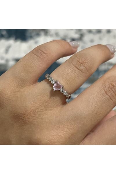 leargia خاتم الأميرة المتوهج