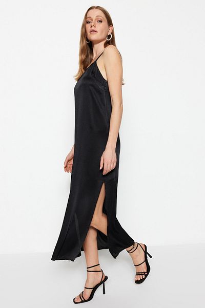 Trendyol Collection Černé tkané midi šaty rovného střihu s detailem na zádech tkané šaty TWOSS23EL01990