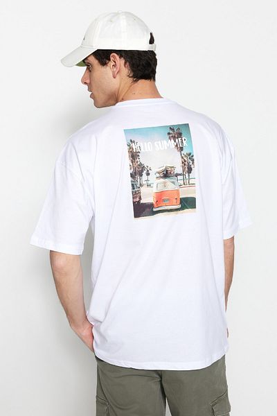 Trendyol Collection Βαμβακερό μπλουζάκι Landscape Printed White Oversize - TMNSS21TS0619