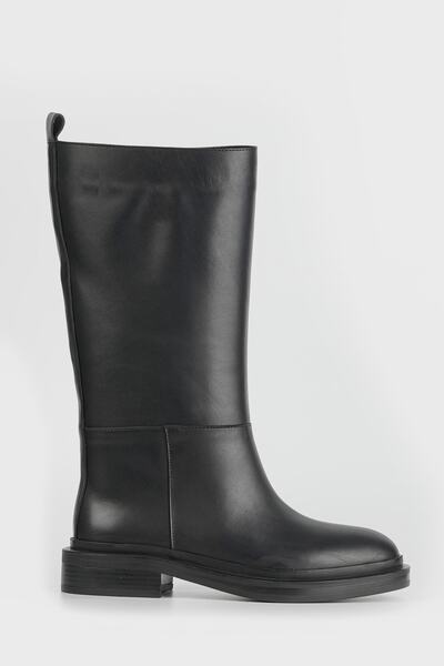 TUNAELLİ Kadın Siyah Hakiki Doğal Deri Körüklü Düz Kısa Çizme