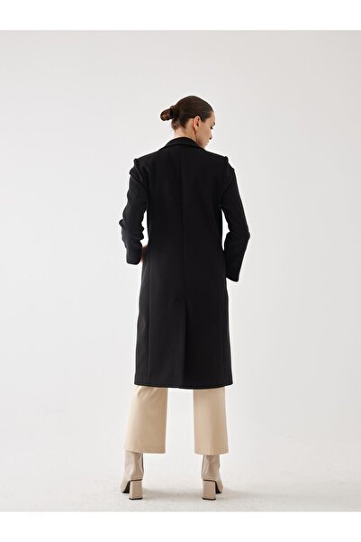 Juste Studio Fekete, egygombos részletes kabát