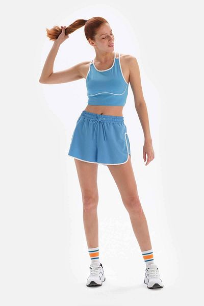 Dagi Hellblaue Damen Shorts mit Paspelierung