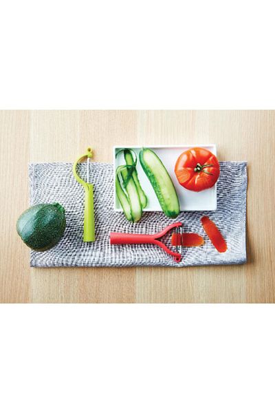 Tupperware Red Peel