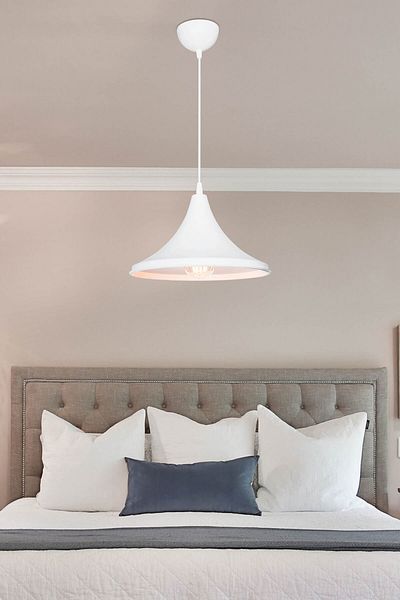 Gloria White Venessa Single Pendant Lamp