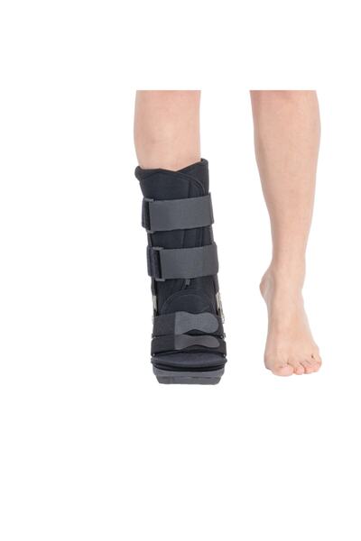 Wingmed Aşil & Achil Botu (kısa) Taban Kısmı Eva, Dış Kısmı Sert Plastik Malzemeden Üretilmiş, Içi Havlu Ped