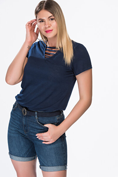 MYLİNE Kadın Lacivert Önü Biyeli T-Shirt 23794