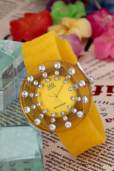 Q&Q Women's Wristwatch 3A1657