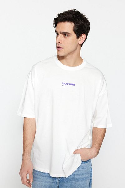 Trendyol Collection Puszysta, bawełniana, nadrukowana, ecru, oversize'owa koszulka - TMNSS23TS00171