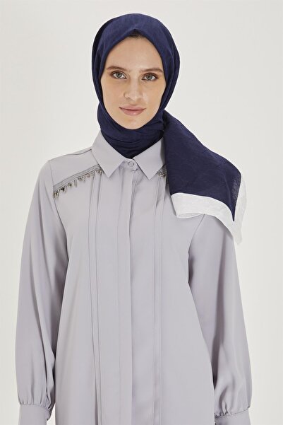 Zühre Sa monogram dezenom Koza šal 0100 V52 tamnoplava