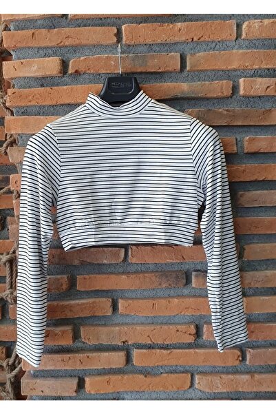ModaCanel Crop Likralı Beyaz Siyah Çizgili Crop İçlik