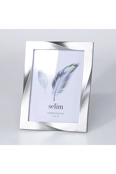 Selim 13x18 Curved Frame Silver