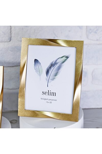Selim 15x20 Curved Frame Gold